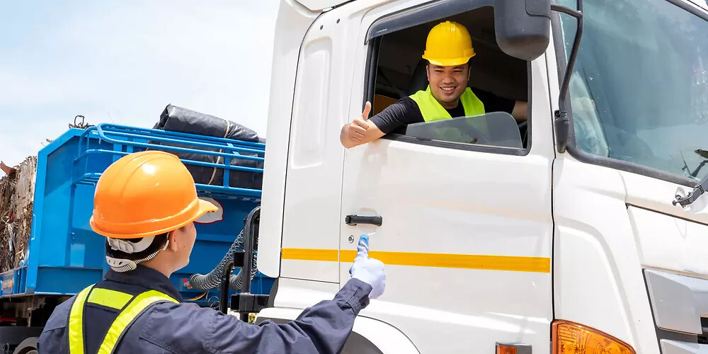 Delivery-on-construction-site-min.jpg