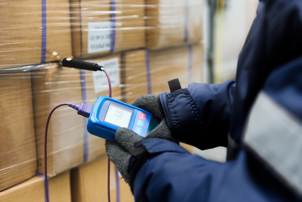 Cold-chain healthcare pharmaceuticals