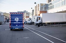 Trucks Parking