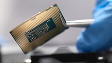 Customs-Corner---semiconductor