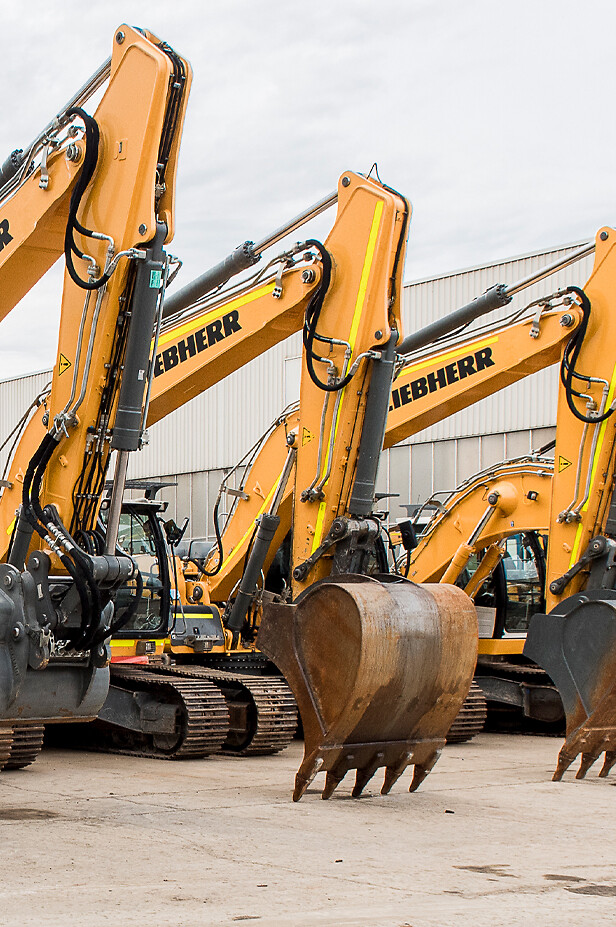 France_Express_BusinessCases_SidePic_Liebherr1