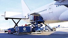 GEODIS Cargo Loading