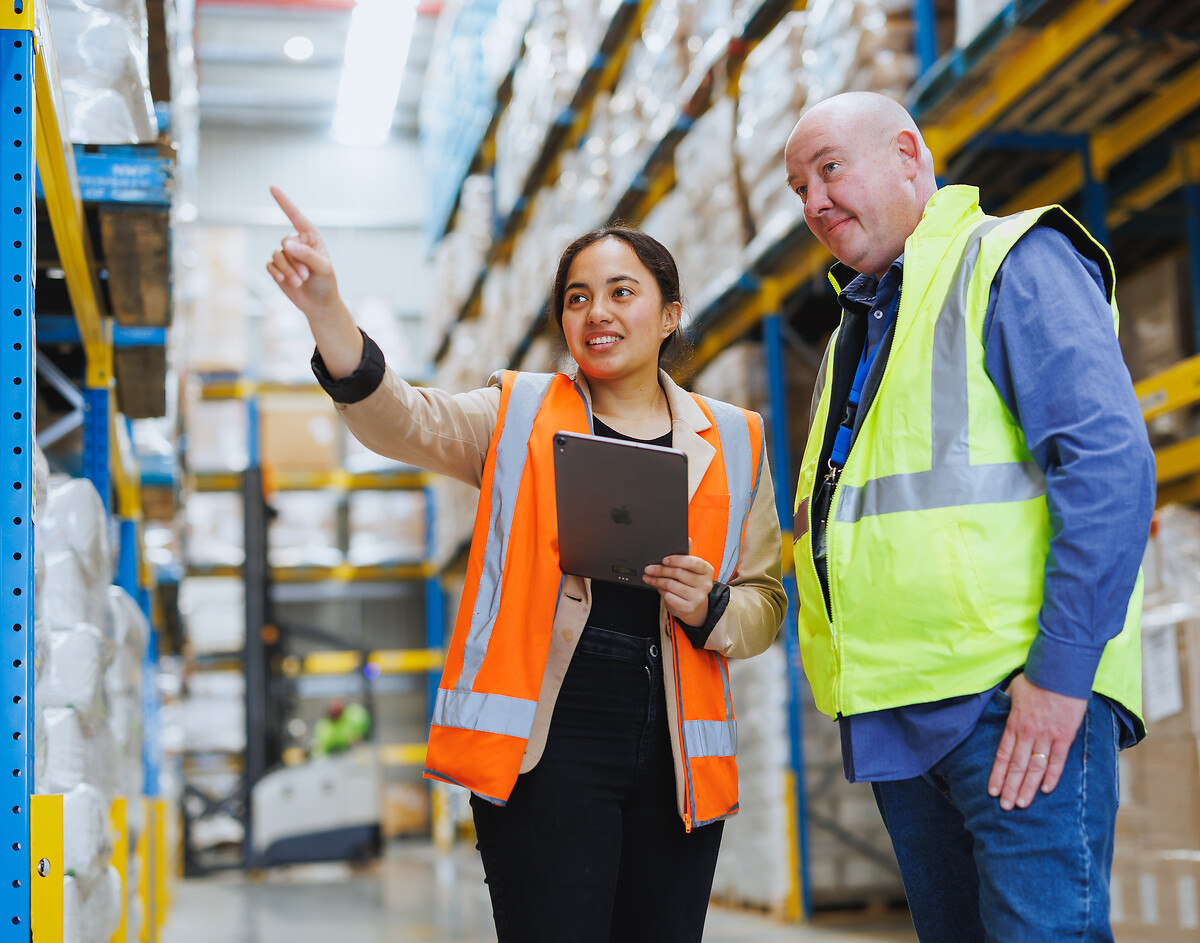 Freight Forwarding warehouse in Melbourne-PETERSON Mark