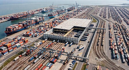 hub-logistique-multimodal.jpg