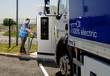 Photo site internet - Reportage D&E bornes éléctriques.jpg