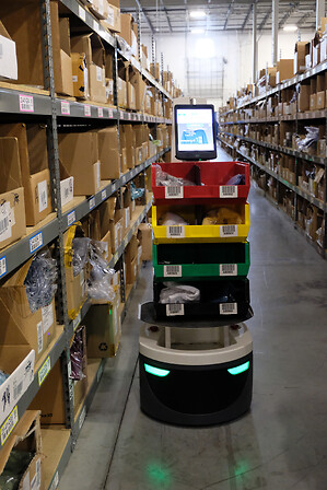 locus warehouse robots
